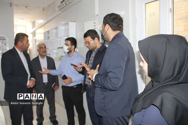 بازدید مدیرکل آموزش و پرورش استان بوشهر از درمانگاه شهدای فرهنگیان بوشهر