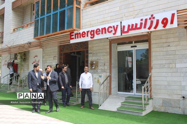 بازدید مدیرکل آموزش و پرورش استان بوشهر از درمانگاه شهدای فرهنگیان بوشهر