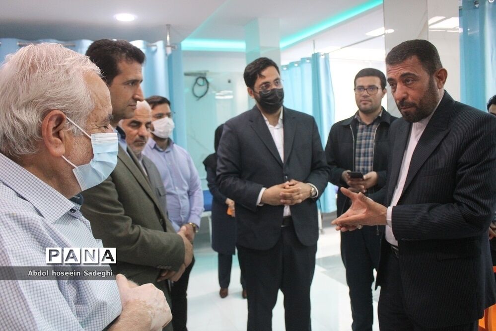 بازدید مدیرکل آموزش و پرورش استان بوشهر از درمانگاه شهدای فرهنگیان بوشهر