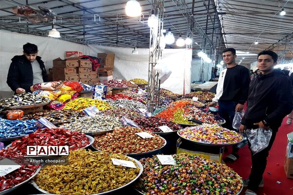 نمایشگاه عرضه مستقیم کالای بهاره در فرهنگسرای خاوران