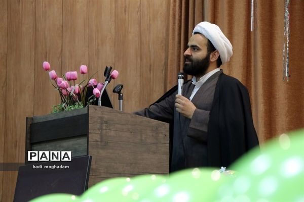 جشن خانوادگی معاونان پرورشی فعال مدارس مشهد در زمینه اردویی