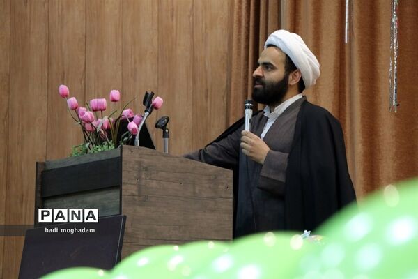 جشن خانوادگی معاونان پرورشی فعال مدارس مشهد در زمینه اردویی