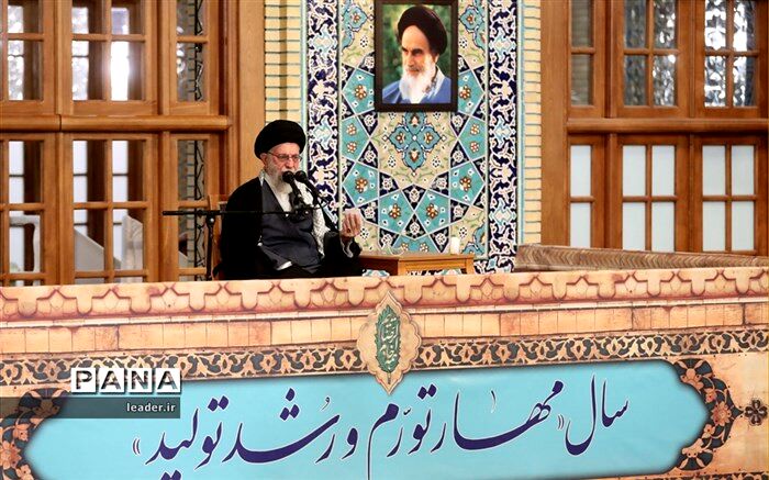 تحول یعنی رفع نقاط معیوب؛ منظور دشمن از دگرگونی تغییر هویت جمهوری اسلامی است