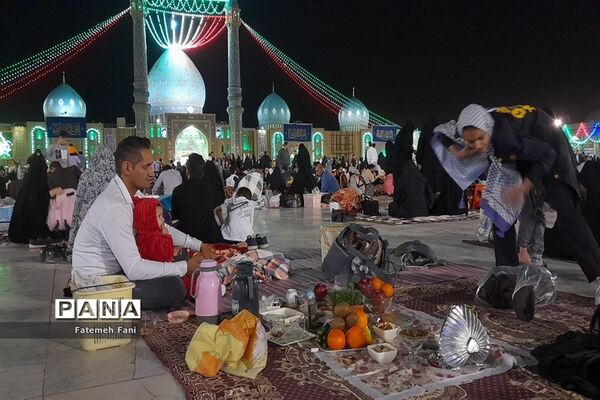 لحظات تحویل سال در مسجد مقدس جمکران