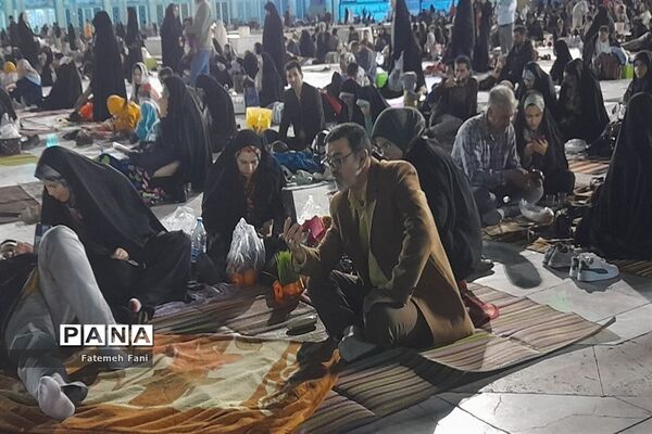 لحظات تحویل سال در مسجد مقدس جمکران