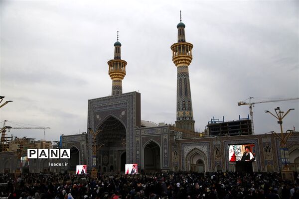 سخنرانی رهبر معظم انقلاب اسلامی در اجتماع زائران و مجاوران حرم مطهر رضوی