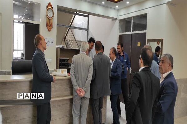 بازدید مدیرکل آموزش و پرورش استان از ستاد اسکان نوروزی ابرکوه