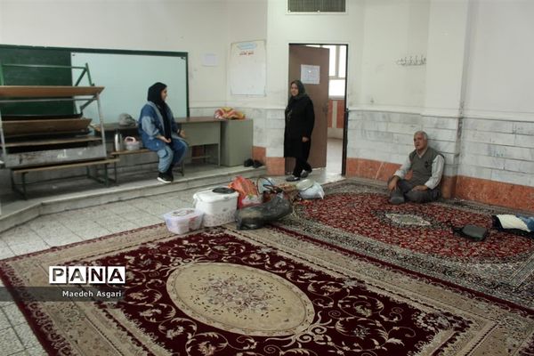 اسکان مسافران نوروزی در مدرسه امیرکبیر قم