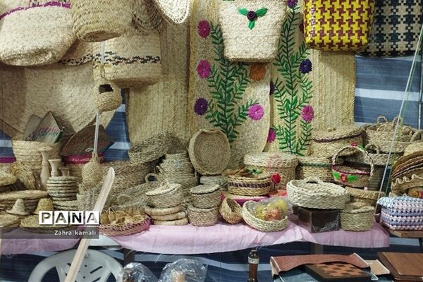 حال و هوای بازار نوروزی بندر انزلی