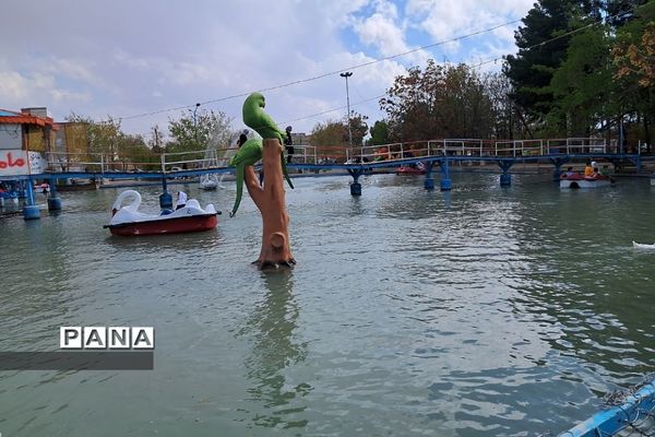 پارک آبی قنات  قَصَبه گناباد گذرگاه عبور عمیق‌ترین قنات جهان