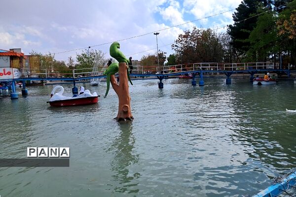 پارک آبی قنات  قَصَبه گناباد گذرگاه عبور عمیق‌ترین قنات جهان