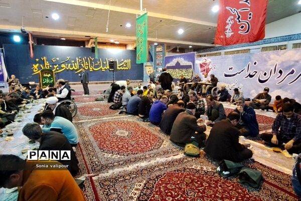 ضیافت افطاری در بهشت زهرای  تهران