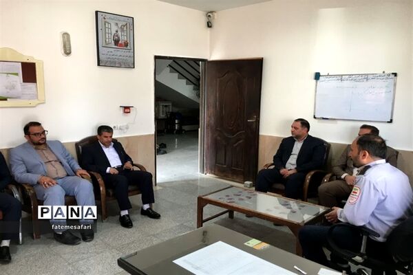 بازدید مدیران شهری و اعضا شورای اسلامی از مرکز خدمات شهری و مرکز آتش‌نشانی فیروزکوه