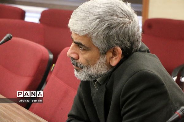 نشست صمیمی معلمان پژوهشگر قم با استاد دانشگاه ناگویای ژاپن