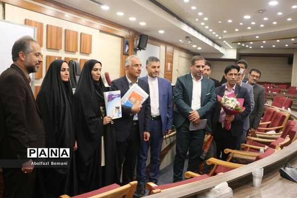 نشست صمیمی معلمان پژوهشگر قم با استاد دانشگاه ناگویای ژاپن