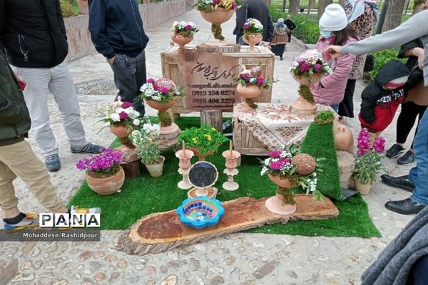 آرامگاه عمرخیام درنیشابور