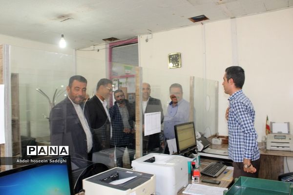 تبریک مدیرکل آموزش و پرورش استان بوشهر به کارکنان در اولین روز کاری سال جدید