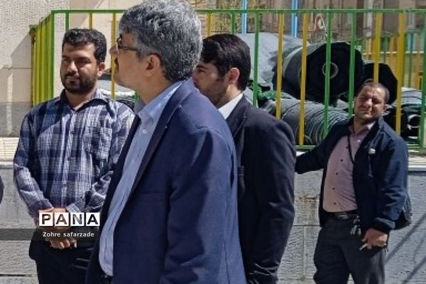 بازدید مسئولان شهری از روند اجرایی ستاد اسکان نوروزی آموزش و پرورش رودهن