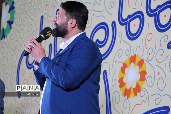 اجتماع بزرگ روزه اولی ها با حضور ابوذر روحی در دارالعباده
