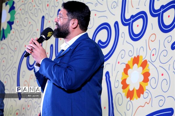 اجتماع بزرگ روزه اولی ها با حضور ابوذر روحی در دارالعباده