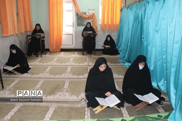 محفل انس با قرآن در اداره‌کل آموزش و پرورش استان بوشهر