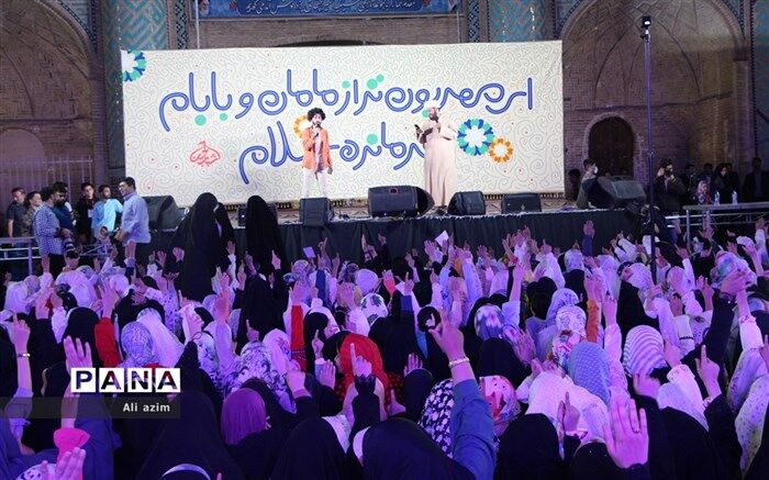 جشن بزرگ روزه اولی‌ها در دارالعباده برگزار شد
