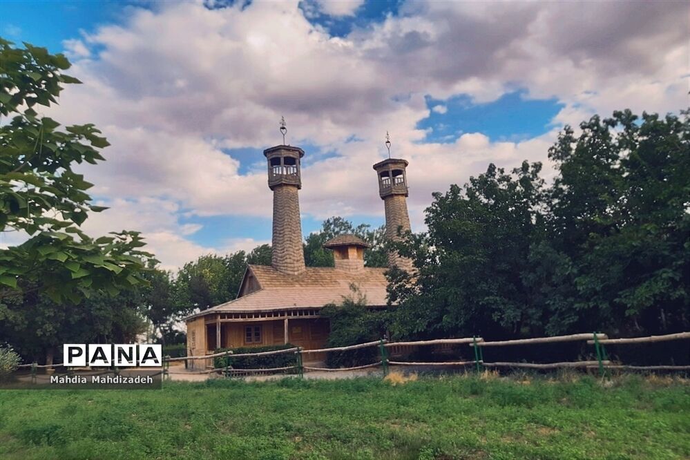 سفری به دهکده چوبی نیشابور