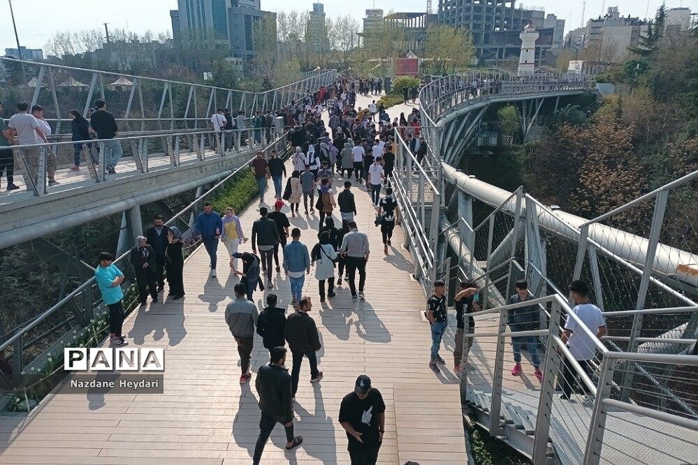 پل طبیعت، جاذبه گردشگری تهران