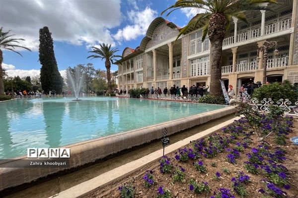 عمارت کلاه فرنگی  و باغ عفیف آباد شیراز