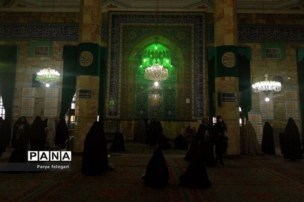 حال و هوای منتظران ظهور در مسجد جمکران شهر مقدس قم