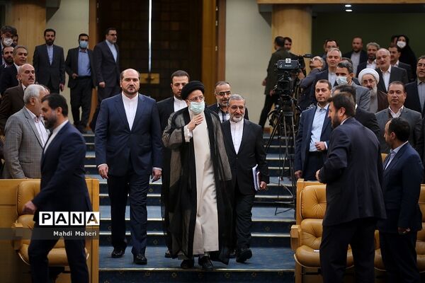 گردهمایی مدیران و کارگزاران دولت در سال جدید