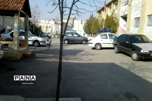 بازدید اعضای ستاد خدمات سفر شهرستان فیروزکوه  از مراکز اسکان آموزش و پرورش