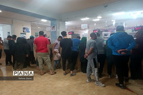 بازدید مدیرکل آموزش و پرورش و نماینده مردم شیراز در مجلس شورای اسلامی از ستاد اسکان مسافران نوروزی ناحیه چهار شیراز