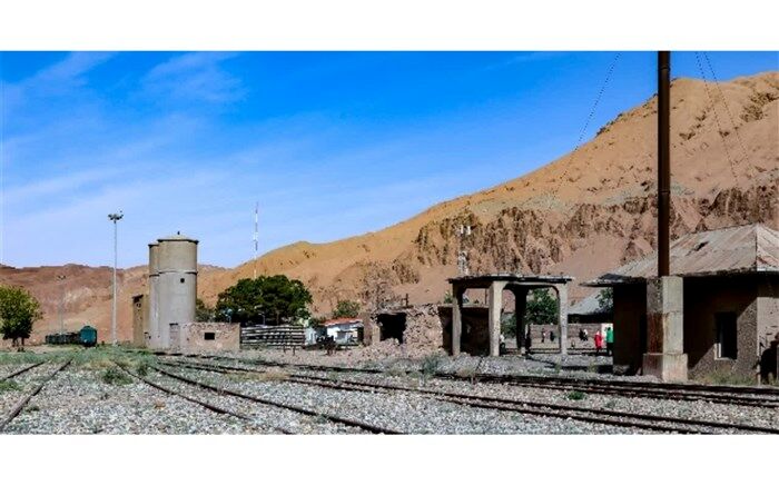راه‌آهن بنکوه، ایستگاهی متروکه در گرمسار / فیلم