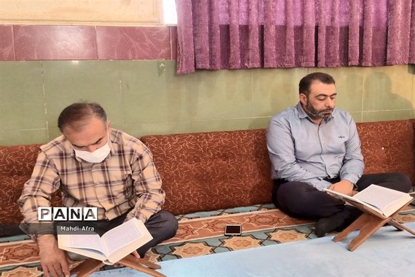 محفل نورانی انس با قرآن کریم در اداره آموزش و پرورش بهبهان