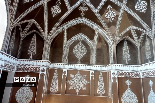 خانه تاریخی عباسیان کاشان شاهکاری از معماری سنتی در دل کویر
