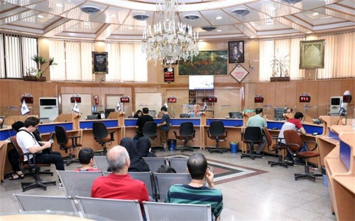 دریافت تسهیلات ۵۸ میلیارد تومانی صنایع کوچک دانش بنیان و صادراتی از بانک‌ها