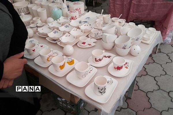 برگزاری غرفه صنایع‌دستی در شهرستان میانه