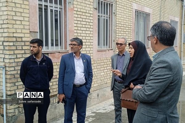 حضور معاون اداره‌کل آموزش و پرورش شهرستان‌های تهران در ایام نوروز در رودهن