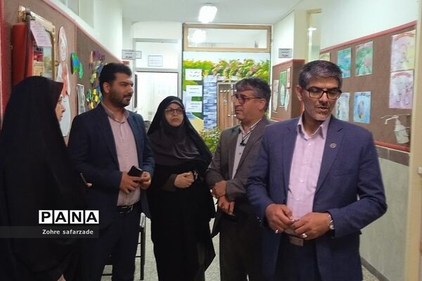 حضور معاون اداره‌کل آموزش و پرورش شهرستان‌های تهران در ایام نوروز در رودهن