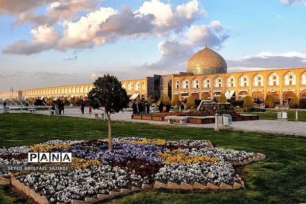 میدان نقش جهان جلوه‌گر معماری ایرانی اسلامی