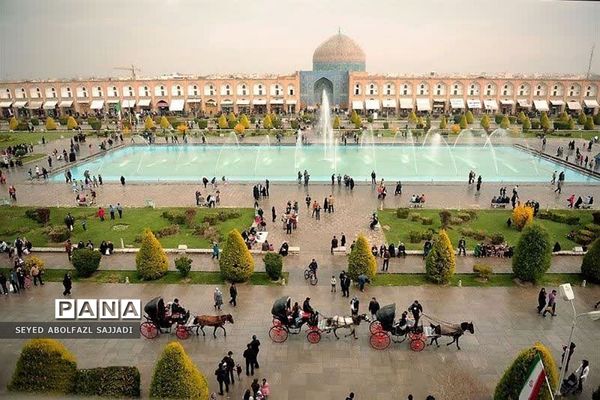 میدان نقش جهان جلوه‌گر معماری ایرانی اسلامی