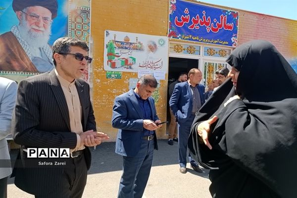 بازدید کارشناسان معاونت گردشگری استانداری فارس از ستاد اسکان مسافران نوروزی ناحیه چهار شیراز