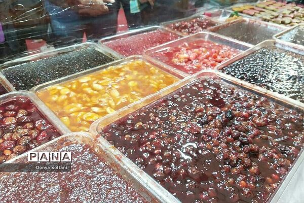 برگزاری غرفه‌ بهاری در شهر بیستون استان کرمانشاه