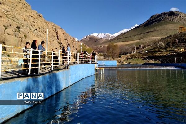 سراب سنقر در استان کرمانشاه