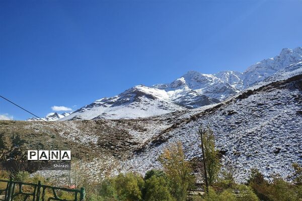 چشمه ماری جاذبه‌ای دیدنی  در شهرستان بویین و میاندشت