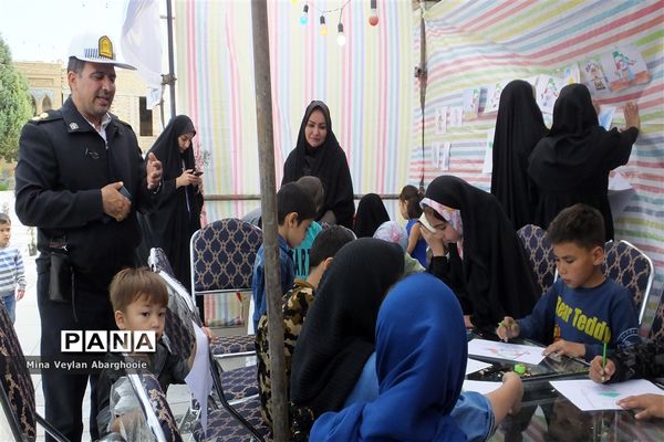 برگزاری پویش پرچم به مناسبت ۱۲ فروردین  در شهرستان پیشوا