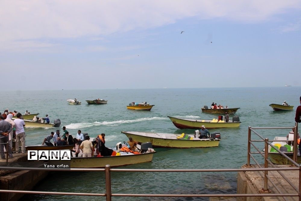 گردشگران نوروزی در ساحل بندر بوشهر-2