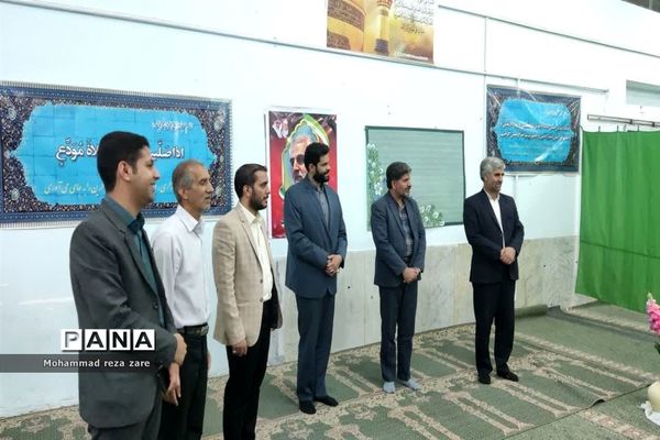 اجرای طرح جهادگران تکریم توسط دانش‌آموزان پیشتاز مهریزی