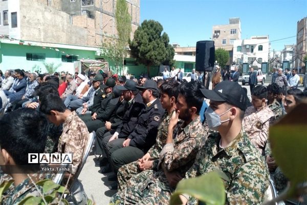 اهتزاز پرچم جمهوری اسلامی در پاکدشت